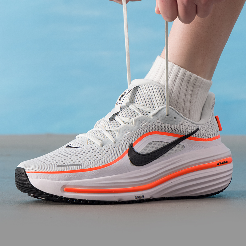 Scarpe da uomo Nike, modello o - Lightweight Road Running Shoes recensione e prezzo
