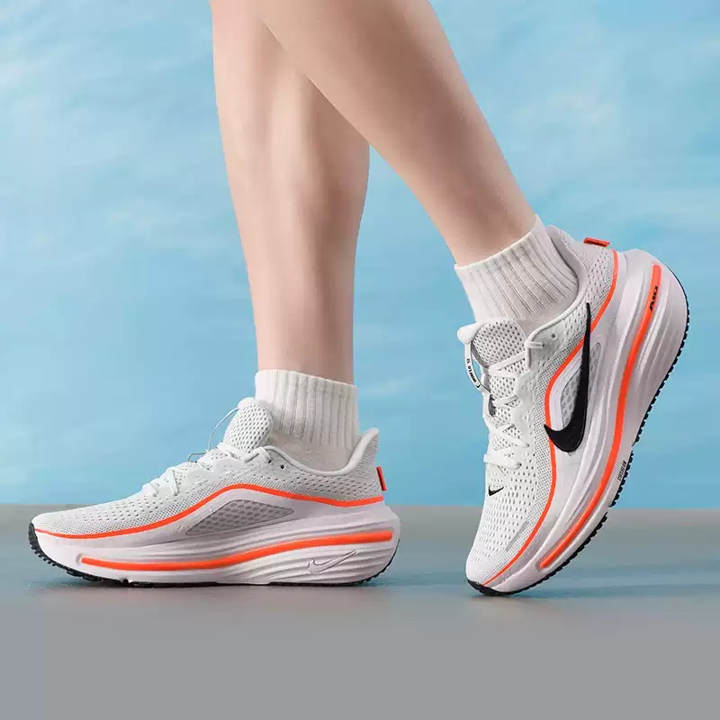 Scarpe da uomo Nike, modello o - Lightweight Road Running Shoes recensione e prezzo